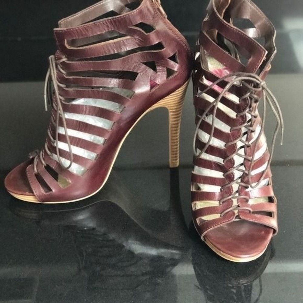 DV by Dolce Vita Burgundy Leather Lace Up Cage Stiletto Heels Size 9